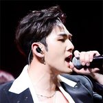 <b>덕후</b> 끌어들이는 매력 있는 남돌