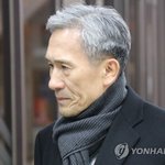 '軍댓글공작' 김관진 징역2년6월…"정치적 중립 정면 위배"(종합)