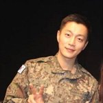 군대에서도 화보 찍는 윤두준