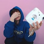 [EXO] 귀엽게 사진찍어야되는데 앞에 <b>스텝</b>이 11명이라