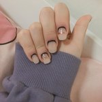 나 <b>손톱</b>어때