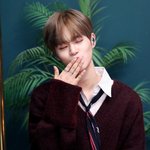 [이대휘] 이대휘 손<b>키스</b>