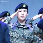 [인피니트] <b>김성규</b> 구닌 군홍보대사 와예!!!!