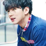 아니 왜 맨날 <b>세수</b>하고 나오면 예뻐보여?