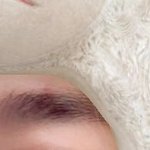 방탄 지민도 이니스프리 <b>납작</b> 아이브로우 쓰는듯