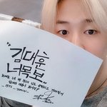 [방탄소년단] 유<b>목보</b>에 나온 지민이 사진 올라왔다