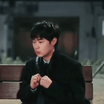 <b>새</b>학긴데 찍힌 거 같아ㅠ