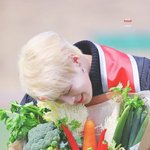 17살 아직 <b>젖살</b> 있을나이지?