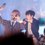 [EXO] 혼자 <b>감성</b>에 젖어 <b>추억</b>여행 중입니다