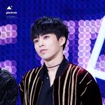 [EXO] 아무리 <b>족</b> 같아도 올해도 역시 애들보며 버틴다