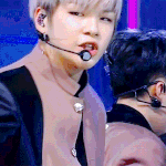 [강다니엘] 강다니엘 무대 상남자 뿜뿜하고