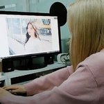 찍은 사진 선물 준다는 <b>제인</b>