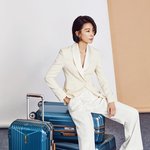 오졌다리... 김서형 화보... 심쿵 <b>감수</b>하시겠습니까?