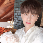 어떻게 이 얼굴이 31살이지 ㅠㅜ