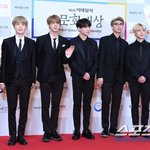 [방탄소년단] 오늘도 <b>훤칠</b>소년단