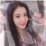셀카 <b>각도</b> 같은 아이즈원 권은비