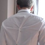 남자 <b>셔츠</b>에 이거 왜 하는지 아는 사람?