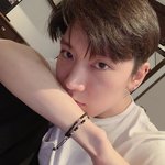[NCT] 테니 <b>쌍꺼풀</b>에 끼여서 죽고싶다