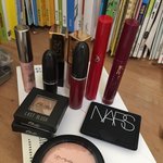 새학기 기념으로 화장품 샀당