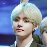 [방탄소년단] 김태형 어제 얼굴 <b>실화</b>냐
