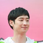 마라톤 <b>참가</b>한 이제훈