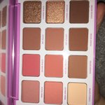 얘들아 내 섀도우팔레트 보고가!!!!