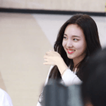 나연 실물보이는거같아