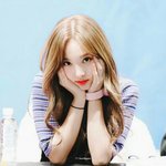 <b>나연</b> 너무 이뻐ㅠㅠ