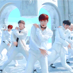 [강다니엘] 내가 좋아하는 <b>봄바람</b> 강다니엘 착장