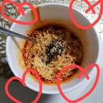 [ㅈㄱㄴ] 결국 나는 <b>불닭</b>을 먹고 마는데..