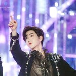 [EXO] 벱뷔걸~ 아침을 설레게하는 며닝코올~