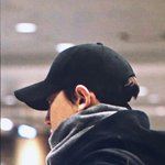[EXO] 찬열이 <b>입국</b>했네