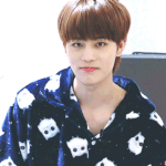 [NCT] 세수하고 귤먹으면서 드림 <b>위</b>고업 듣는데