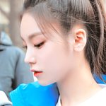 있지 <b>예지</b> 진짜 예쁘게생겼네