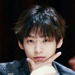 <b>이민혁</b>