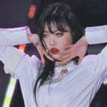 [댓글부탁해] 얘드라 그 밑에만 통좀 넓은바지를 모라하지