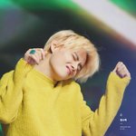 [방탄소년단] 태태의 콩<b>주먹</b>은 항상 옳다.....