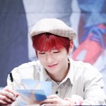 [강다니엘] 편지읽는 강다니엘