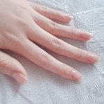 손톱 <b>투명</b>매니큐어 발랐당