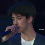 [EXO] 이거 후니 사진 보정한거 넘 <b>맘</b>에들어