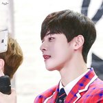 [드루와] 얘들아 <b>동아리</b> 들어갈건데 추반좀 ㅠㅠㅠㅠ