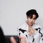 [EXO] 아름답다 라고 밖에 <b>표현</b>못하는 내가 싫다