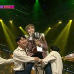 [드루와] 하성운 쇼챔 1등했는데 요정분들ㅋㅋㅋ