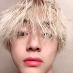 [방탄소년단] 와 나 너무 놀라서 폰 떨어<b>트림</b>