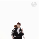 <b>txt</b> 이분 이름 머야