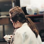 <b>제니</b> <b>지수</b>한테 찰싹붙은거봐