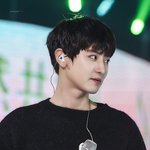 [EXO] n년째 보고 있지만 미모 진짜 <b>박수</b> 나온다