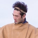 [뉴이스트] 모태<b>머리스</b>퇄