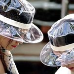 [댓글부탁해] 200만원 <b>짜리</b> 샤넬 모자