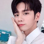 옹성우 셀카 <b>조카</b> <b>개</b>좋아